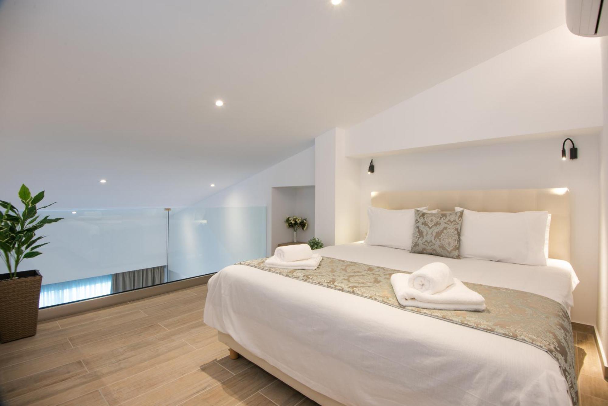 Ammos Lux Apartments Crete Agios Nikolaos Exteriör bild