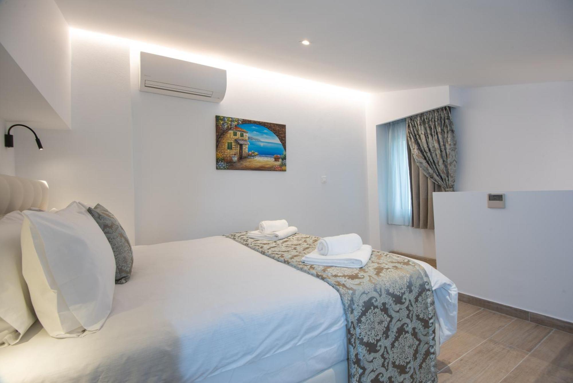 Ammos Lux Apartments Crete Agios Nikolaos Exteriör bild