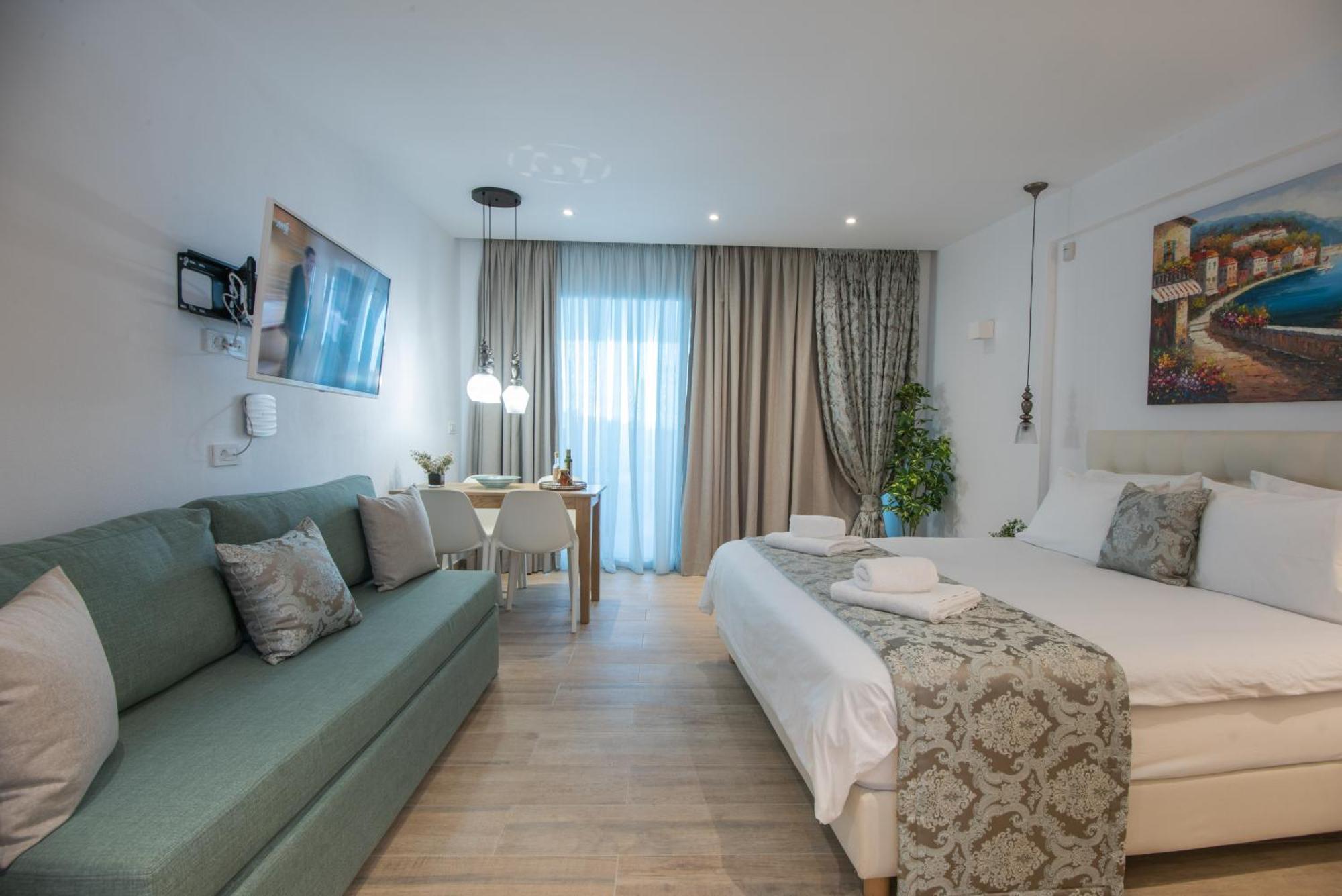 Ammos Lux Apartments Crete Agios Nikolaos Exteriör bild